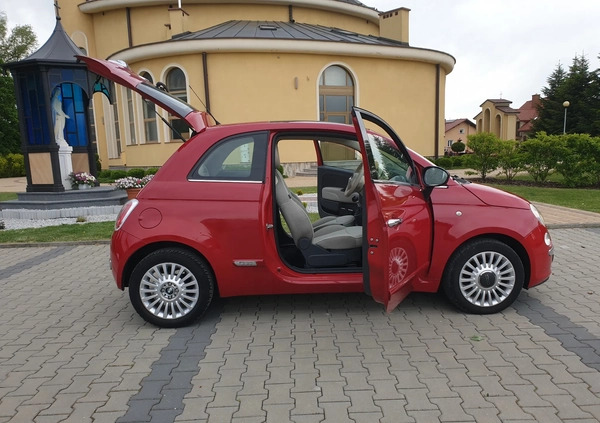 Fiat 500 cena 21900 przebieg: 110759, rok produkcji 2010 z Rzeszów małe 742